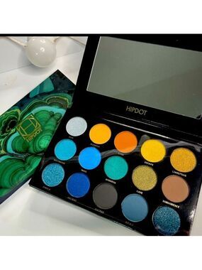 Hipdot Cenote Eyeshadow Palette